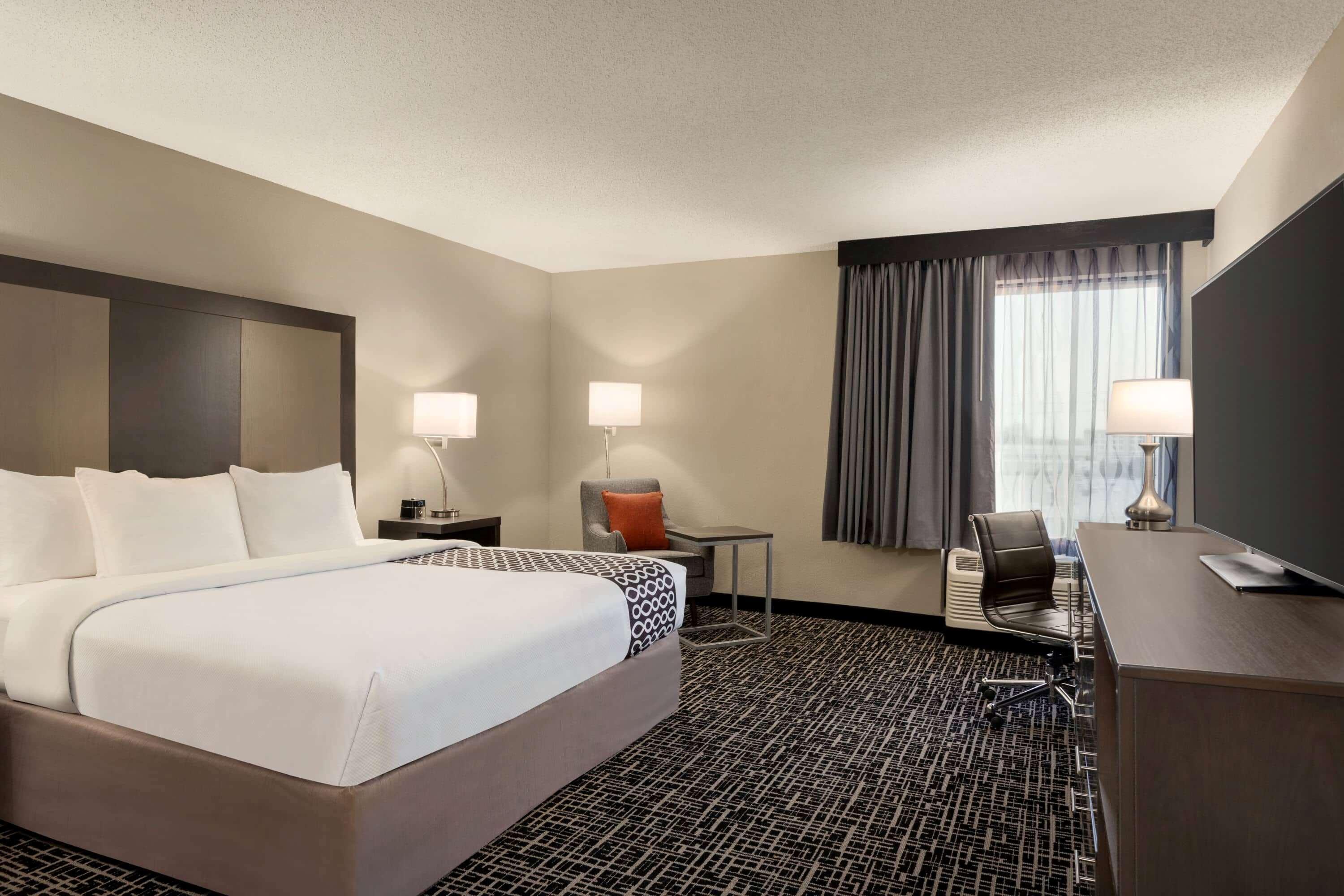 La Quinta Inn & Suites By Wyndham St Louis Route 66 Windsor Springs Εξωτερικό φωτογραφία