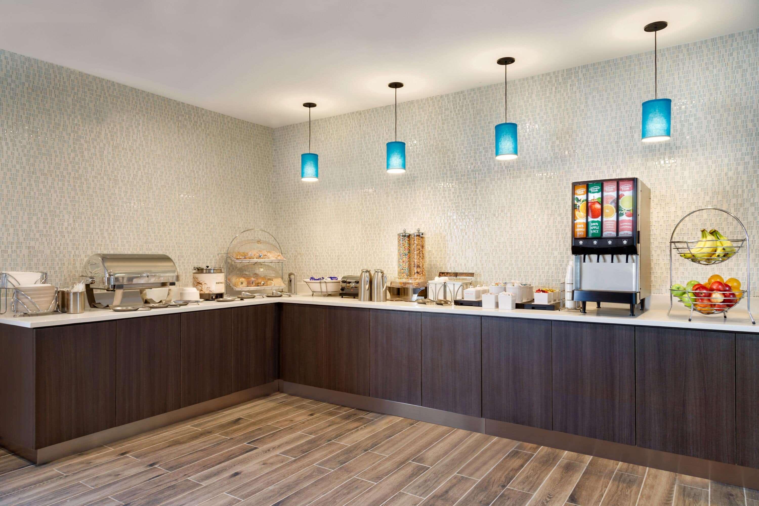 La Quinta Inn & Suites By Wyndham St Louis Route 66 Windsor Springs Εξωτερικό φωτογραφία