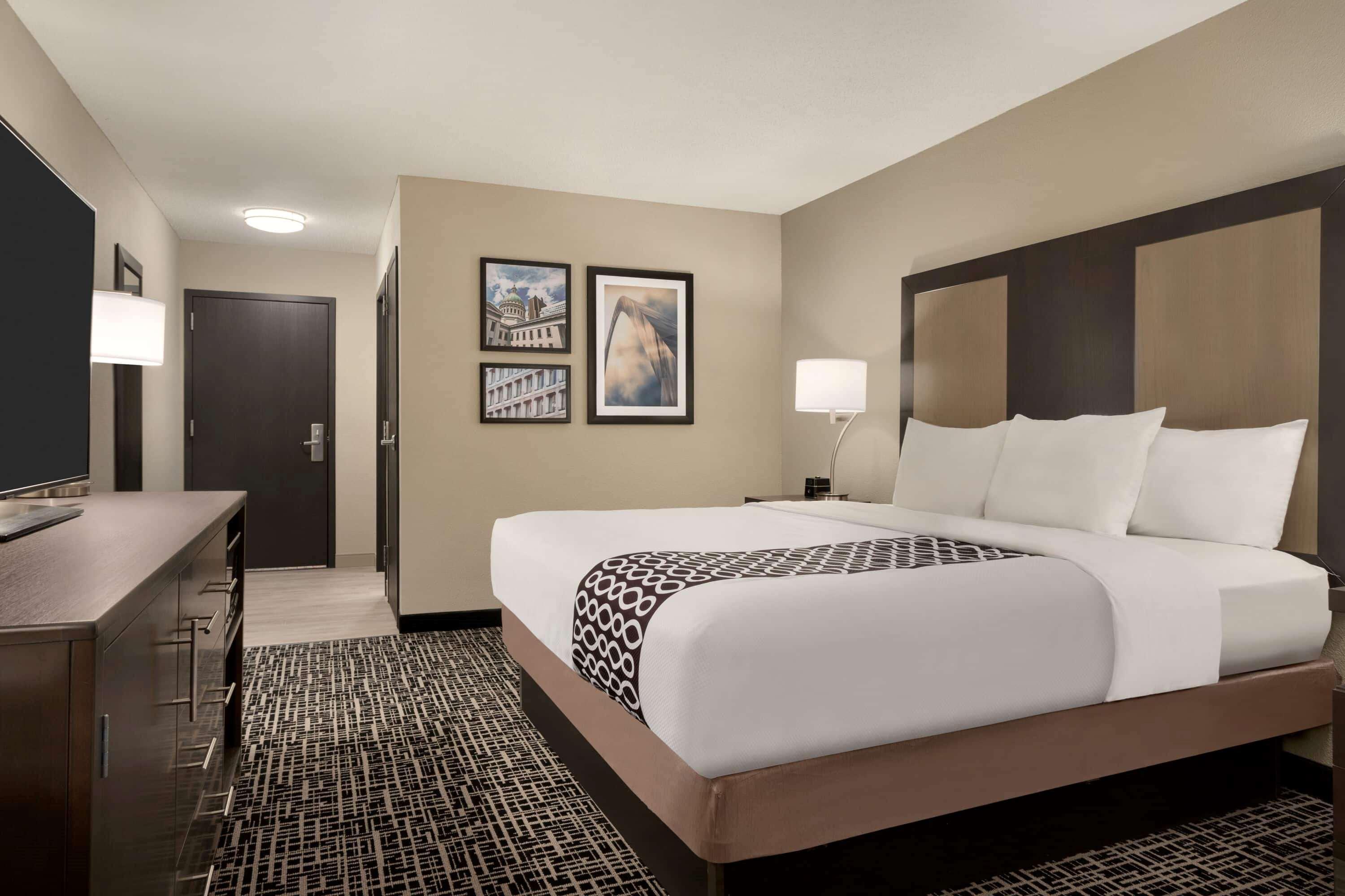 La Quinta Inn & Suites By Wyndham St Louis Route 66 Windsor Springs Εξωτερικό φωτογραφία