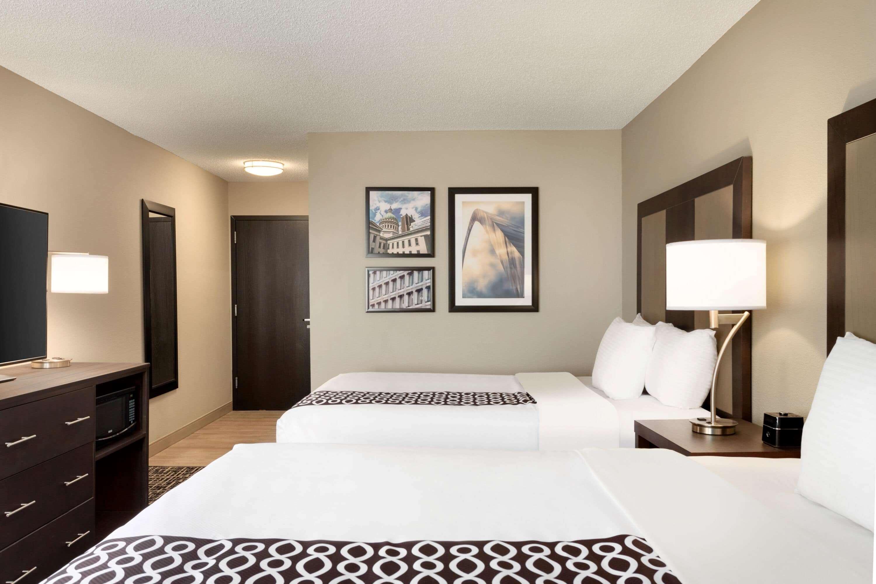 La Quinta Inn & Suites By Wyndham St Louis Route 66 Windsor Springs Εξωτερικό φωτογραφία